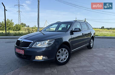 Универсал Skoda Octavia 2010 в Луцке
