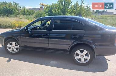 Лифтбек Skoda Octavia 2003 в Горишних Плавнях