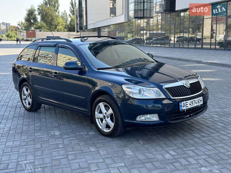 Универсал Skoda Octavia 2012 в Каменском