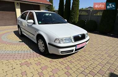 Лифтбек Skoda Octavia 2009 в Луцке