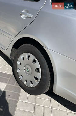 Универсал Skoda Octavia 2012 в 