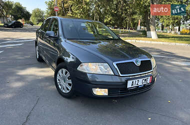Лифтбек Skoda Octavia 2008 в 