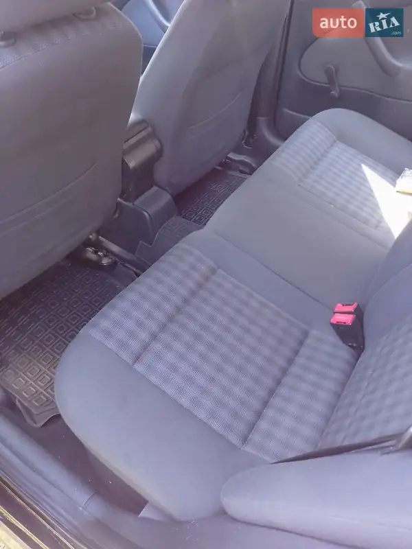 Skoda Octavia 2007 VIN TMBJX21U488832371 фото оголошення 4 з 46