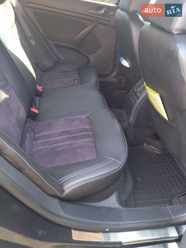 Лифтбек Skoda Octavia 2012 в Житомире