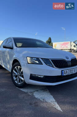 Лифтбек Skoda Octavia 2019 в Киеве