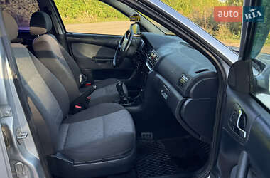 Лифтбек Skoda Octavia 2008 в 