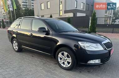 Универсал Skoda Octavia 2010 в 