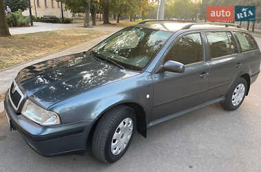 Универсал Skoda Octavia 2006 в Николаеве