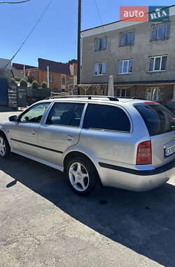 Универсал Skoda Octavia 2004 в 