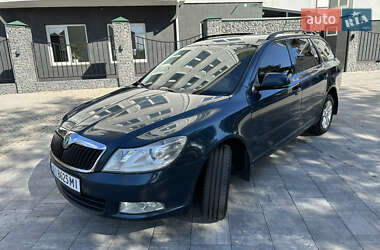 Универсал Skoda Octavia 2012 в 