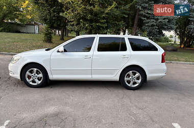 Универсал Skoda Octavia 2013 в 