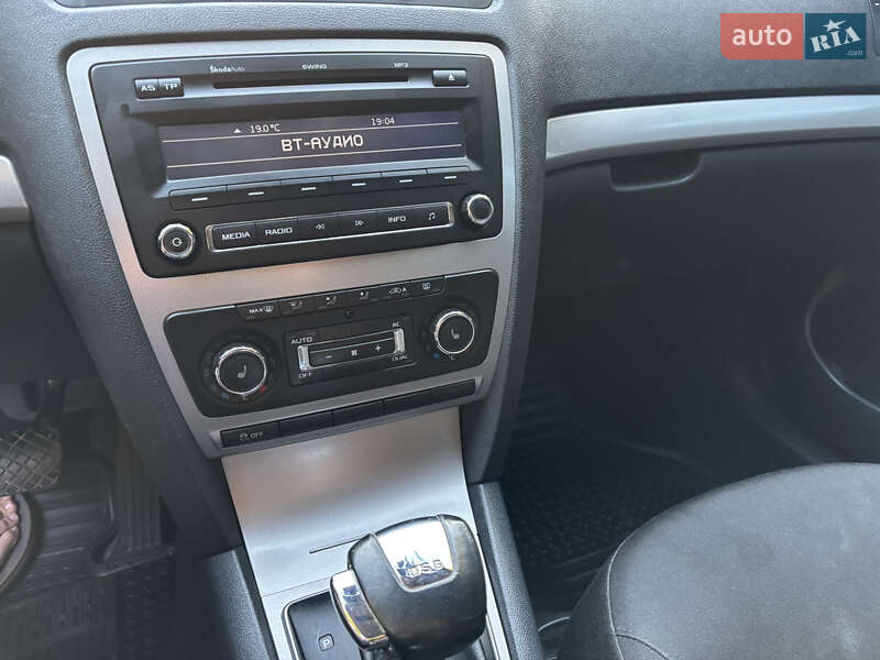 Универсал Skoda Octavia 2013 в Житомире фото 11 Универсал Skoda Octavia 2013 в Житомире