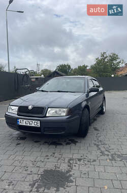 Ліфтбек Skoda Octavia 2004 в Долині