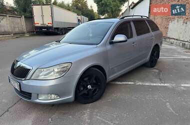 Універсал Skoda Octavia 2009 в Житомирі