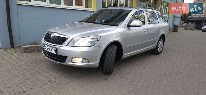 Універсал Skoda Octavia 2009 в Львові фото 2 Універсал Skoda Octavia 2009 в Львові