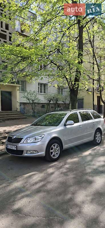 Універсал Skoda Octavia 2009 в Львові фото 40 Універсал Skoda Octavia 2009 в Львові