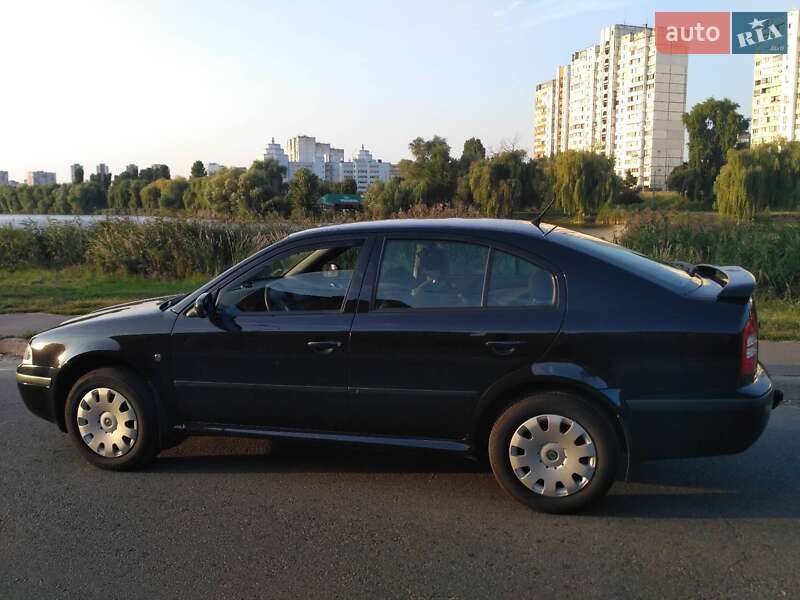 Лифтбек Skoda Octavia 2008 в Киеве