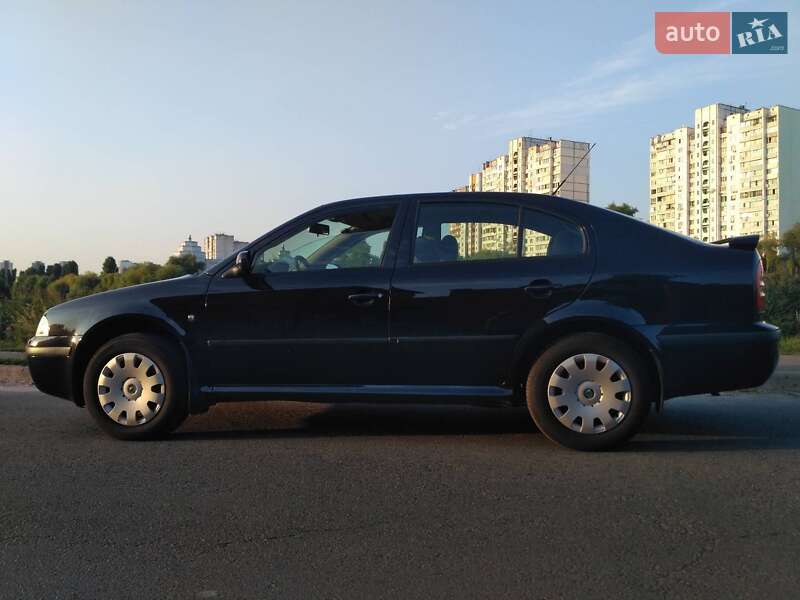 Лифтбек Skoda Octavia 2008 в Киеве