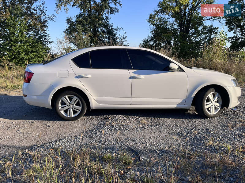 Ліфтбек Skoda Octavia 2013 в Любарі