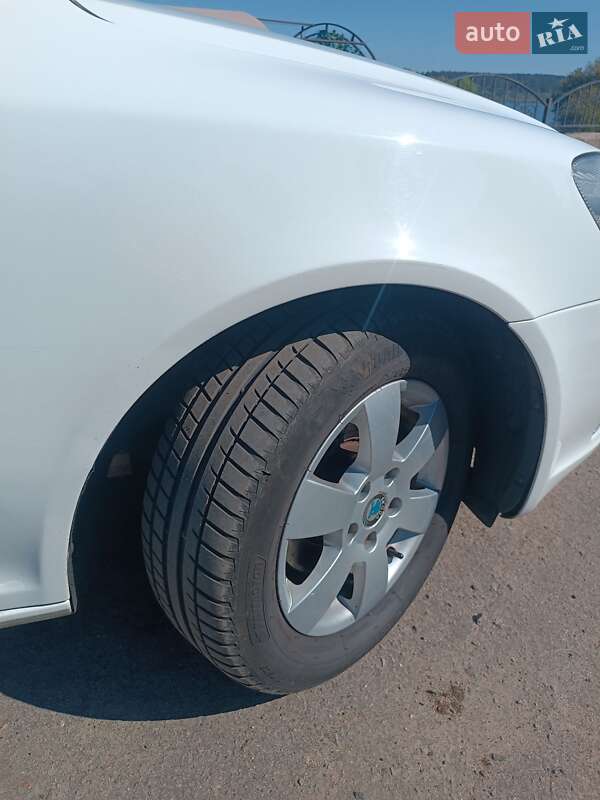 Універсал Skoda Octavia 2012 в Смілі