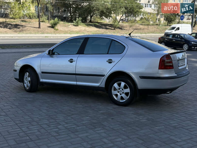 Ліфтбек Skoda Octavia 2006 в Дніпрі