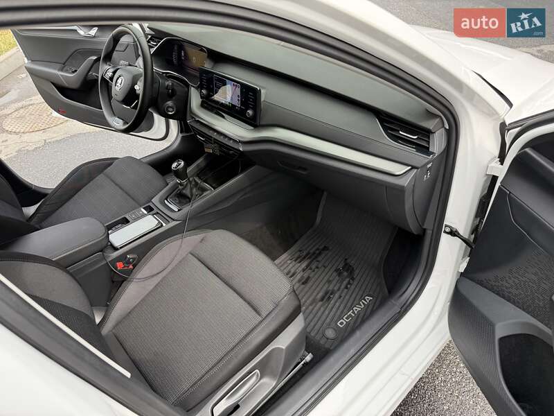 Лифтбек Skoda Octavia 2020 в Песчанке фото 11 Лифтбек Skoda Octavia 2020 в Песчанке
