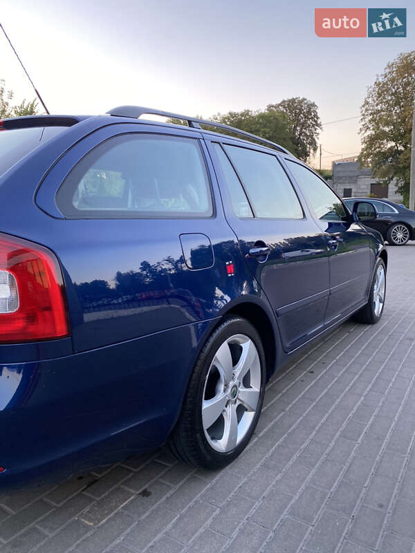 Универсал Skoda Octavia 2010 в Ровно