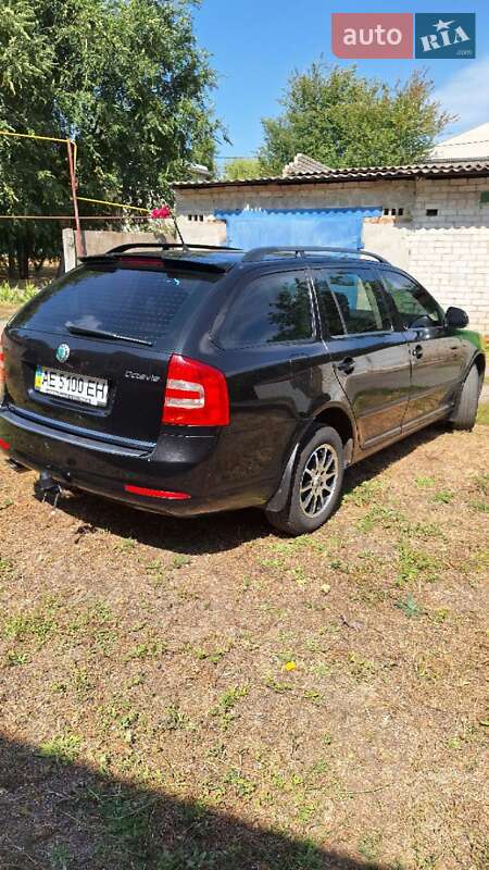 Універсал Skoda Octavia 2010 в Дніпрі