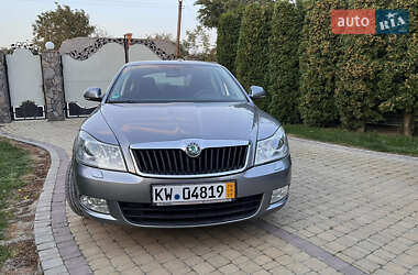Лифтбек Skoda Octavia 2011 в Борщеве