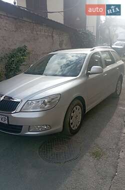 Універсал Skoda Octavia 2009 в Гайсину