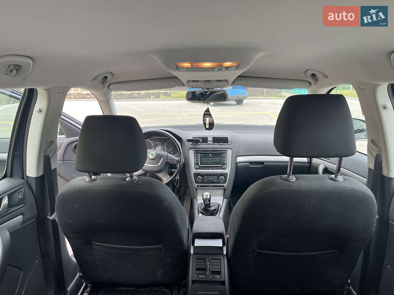 Універсал Skoda Octavia 2008 в Луцьку