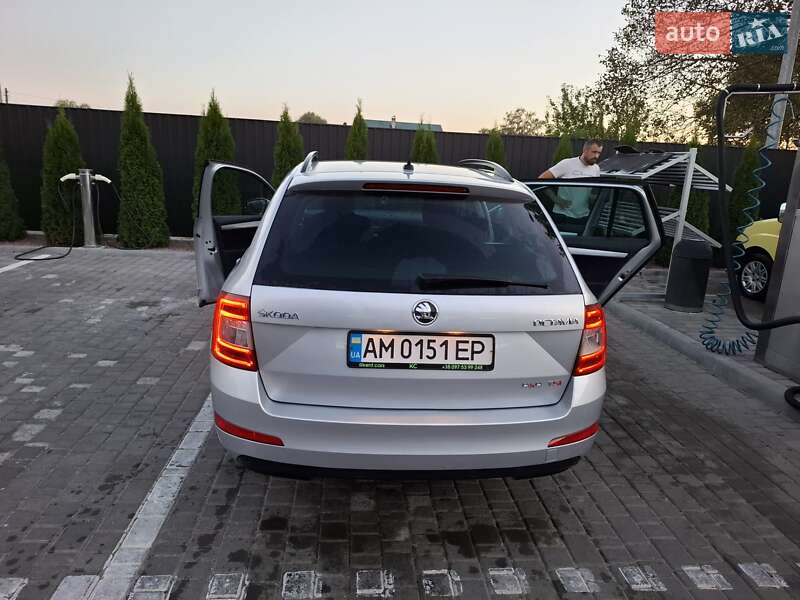 Универсал Skoda Octavia 2013 в Звягеле фото 4 Универсал Skoda Octavia 2013 в Звягеле
