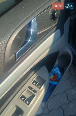 Универсал Skoda Octavia 2010 в Городке