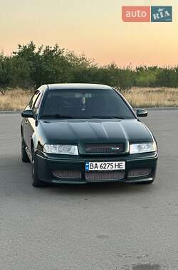 Лифтбек Skoda Octavia 2002 в Кропивницком