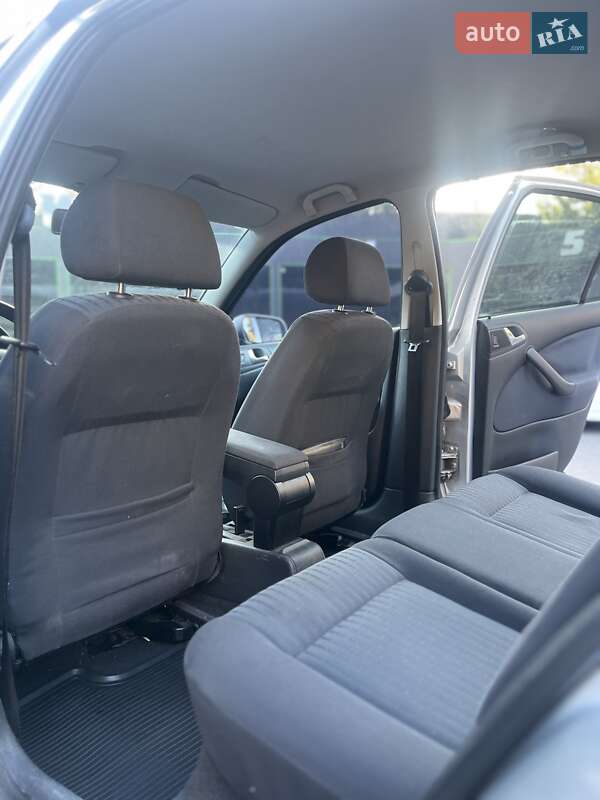 Ліфтбек Skoda Octavia 2004 в Запоріжжі