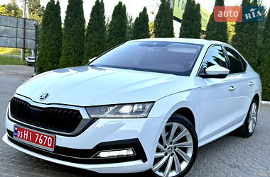 Лифтбек Skoda Octavia 2021 в Трускавце