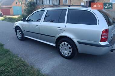 Универсал Skoda Octavia 2009 в 