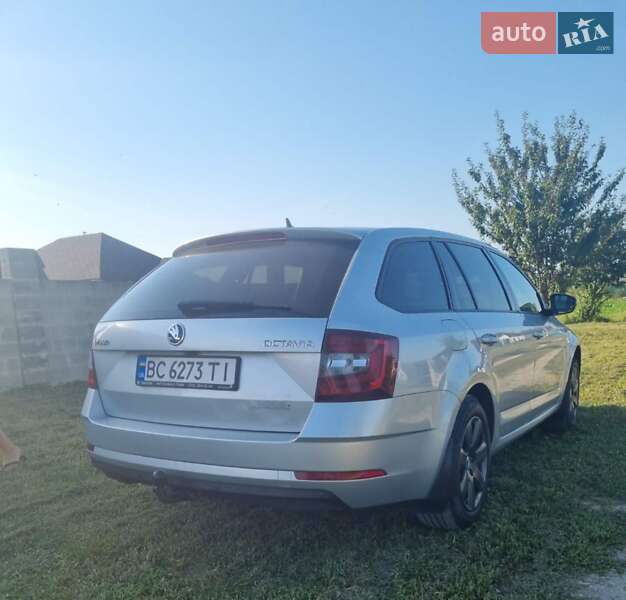 Универсал Skoda Octavia 2018 в Буске фото 10 Универсал Skoda Octavia 2018 в Буске