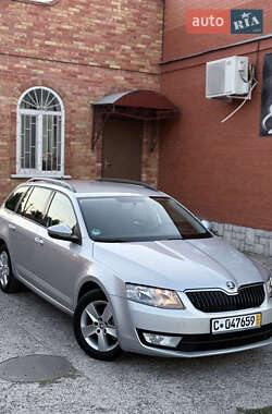 Универсал Skoda Octavia 2013 в Смеле