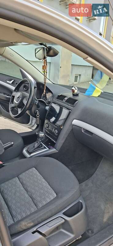 Універсал Skoda Octavia 2009 в Львові фото 14 Універсал Skoda Octavia 2009 в Львові