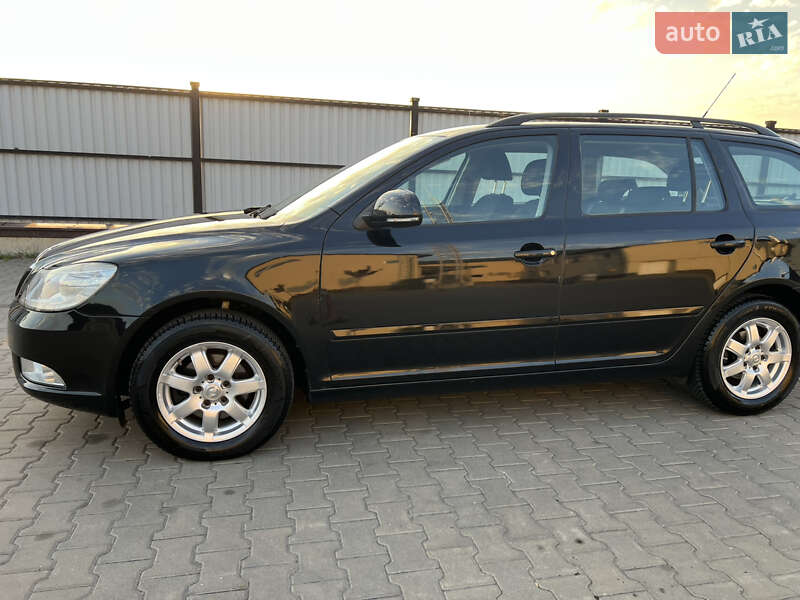 Универсал Skoda Octavia 2009 в Луцке фото 2 Универсал Skoda Octavia 2009 в Луцке