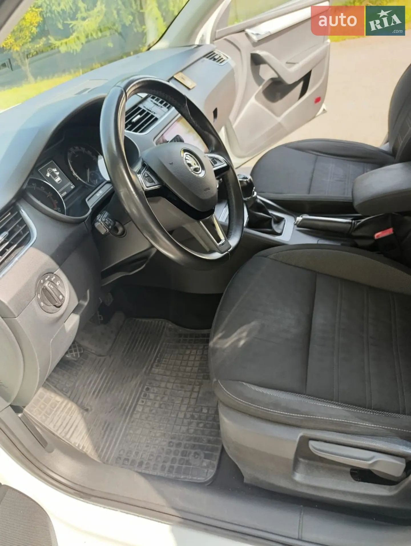 2017 Skoda Octavia - мініатюра 2