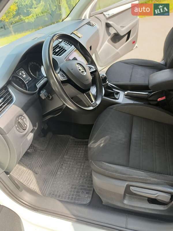 Универсал Skoda Octavia 2017 в Тячеве фото 2 Универсал Skoda Octavia 2017 в Тячеве