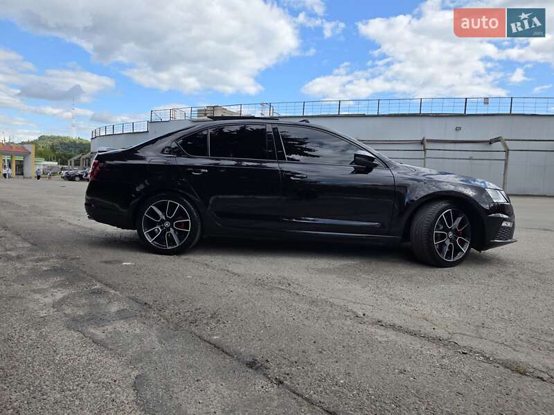 Лифтбек Skoda Octavia 2017 в Львове