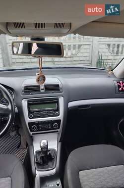 Универсал Skoda Octavia 2010 в 