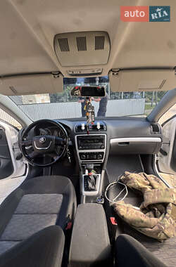 Универсал Skoda Octavia 2010 в 