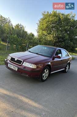 Лифтбек Skoda Octavia 1998 в Черкассах