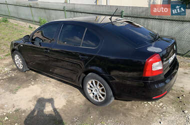 Лифтбек Skoda Octavia 2011 в 