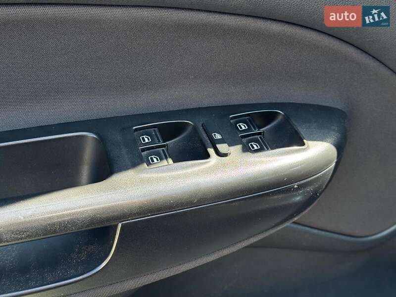 Лифтбек Skoda Octavia 2009 в Харькове