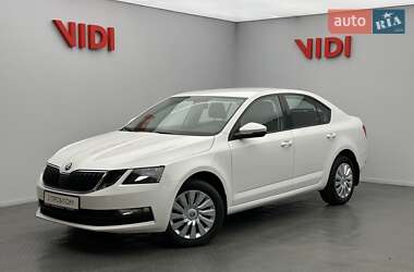 Лифтбек Skoda Octavia 2018 в Киеве
